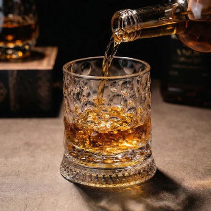 Luxury Rotating Whiskey Glass with Rotating Coaster